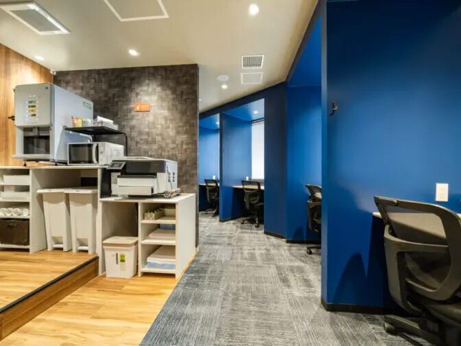 BIZcomfort渋谷南のワークスペースの内観