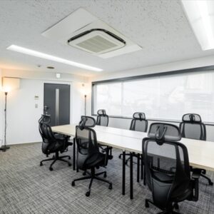 オフィスの狭さを改善する方法5選｜ストレスを減らす快適レイアウト術を紹介！