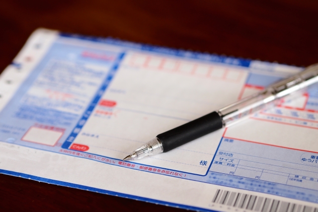 コワーキングスペースを法人登記先として利用するメリットを解説するイメージ